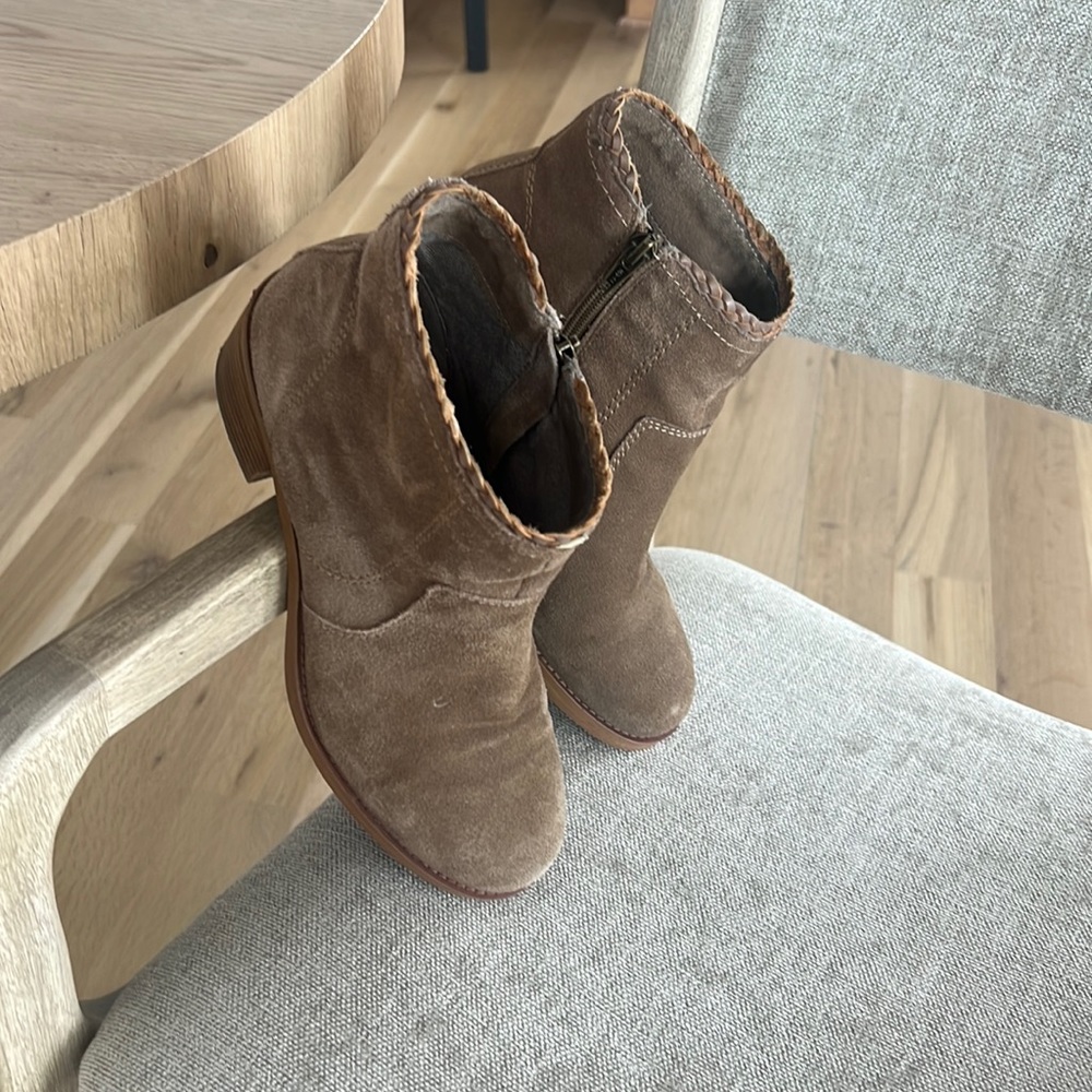Nicole Booties